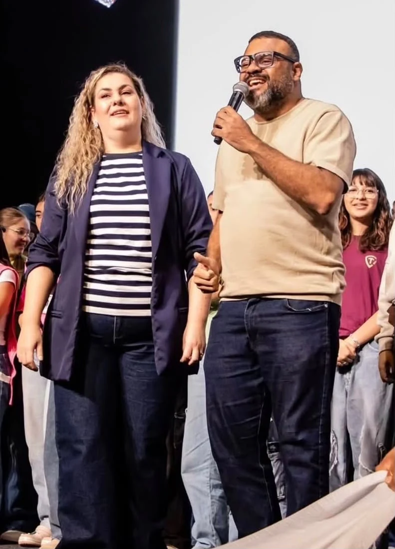 Adriano e Talita, líderes do Cia Teens da Igreja Cia
